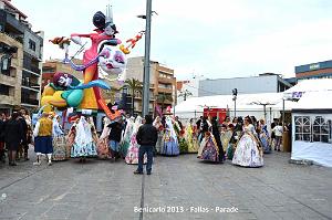 50- Parade 066